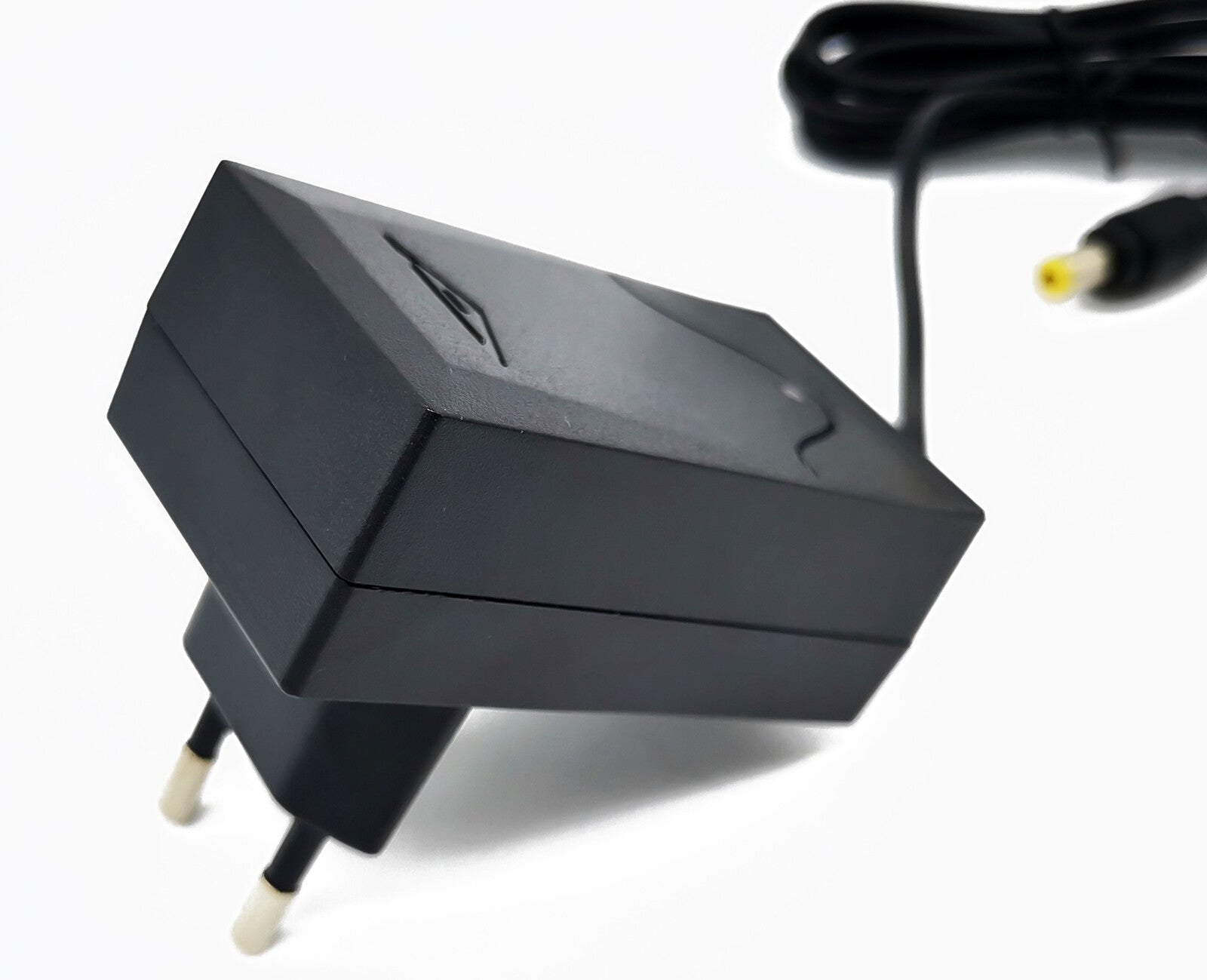 12.6V1.5A Li-ion Li-Po battery charger- EU overview